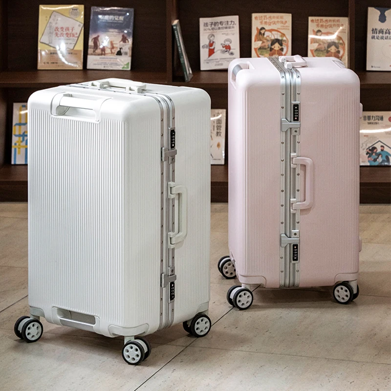 الألومنيوم الإطار حقيبة 26 بوصة سعة كبيرة السفر الأمتعة 20 بوصة المقصورة حقيبة تروللي بعجلات للجنسين قفل مجمع حقيبة