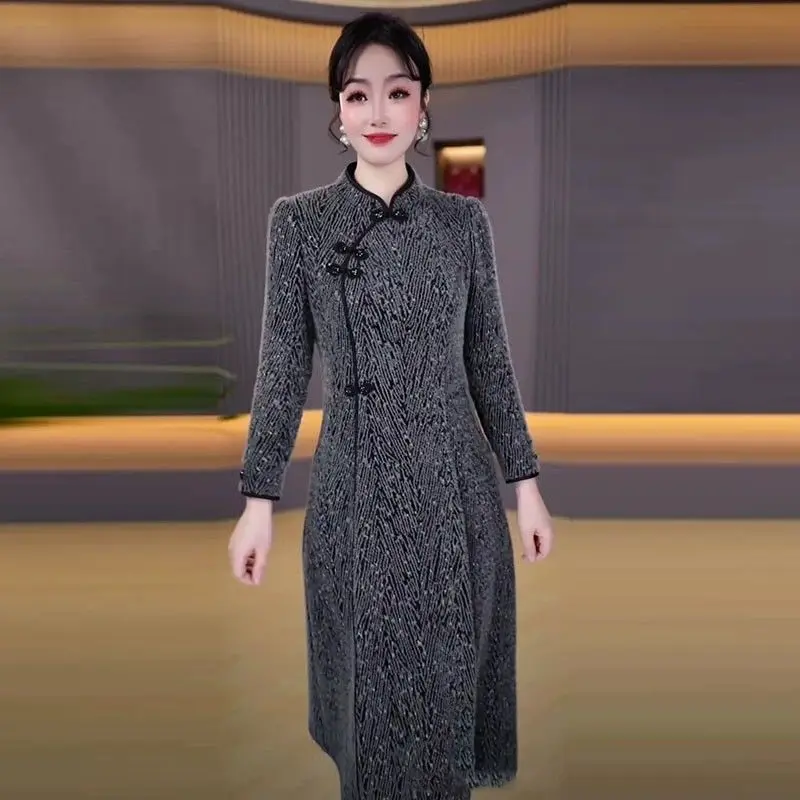 

High-grade Chinese Style Cheongsam Dress Women's Autumn Winter New Thicken Warm Long Dresses Middle Aged Mother Long Vestidos