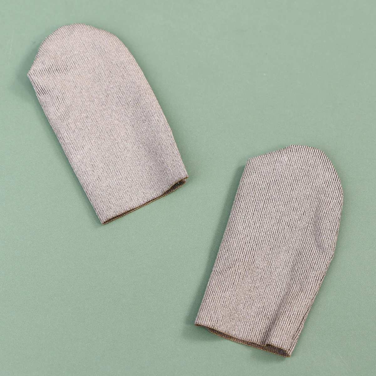 

5Pcs Silver Fiber Game Finger Cover Anti-slip Thumb Sleeve Phone Playing Accessory Anti-sweat Screen Touch Gaming Controller