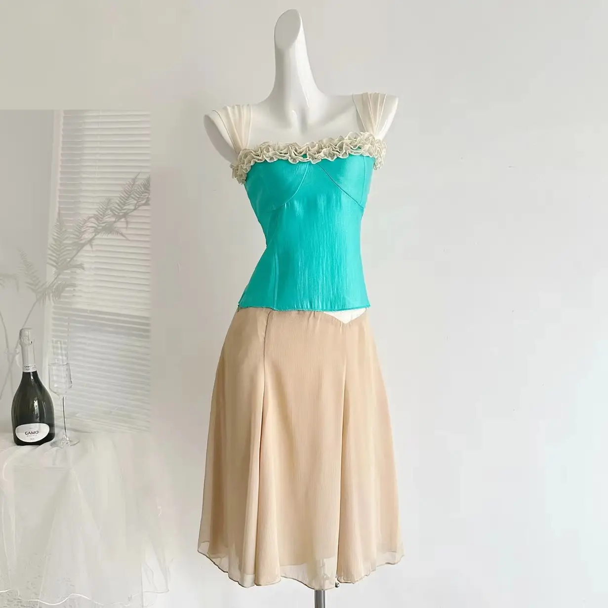 

Summer Sleeveless Tank Vest Cropped Tops Ruffles Side Zipper Slim-fit Green Korean Fashion Sexy Solid Color Vest T-shirts Girls