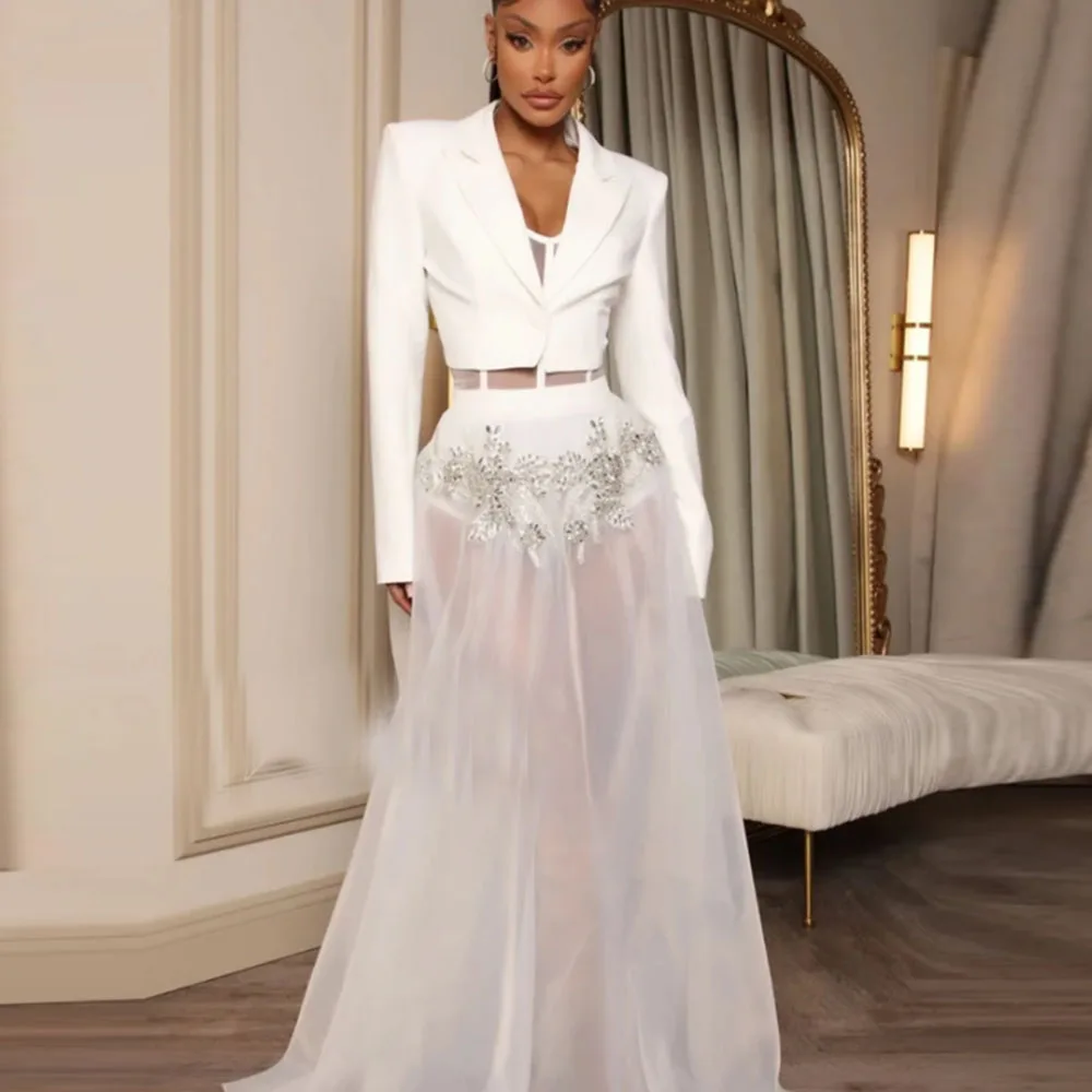 Evening Dresses Tulle Sexy Ilusion Prom Dress A-Line Long Sleeves 2022 New Appliques Women Formal Celebrity Gowns فستان حفلة مو