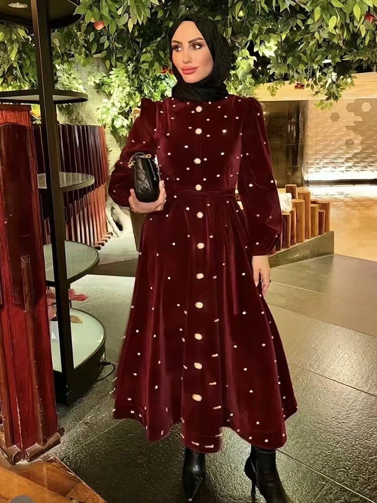 Processo pesado broca quente em torno do pescoço único breasted gravata cintura vestido de veludo 2025 primavera nova moda feminina saia pufe solta