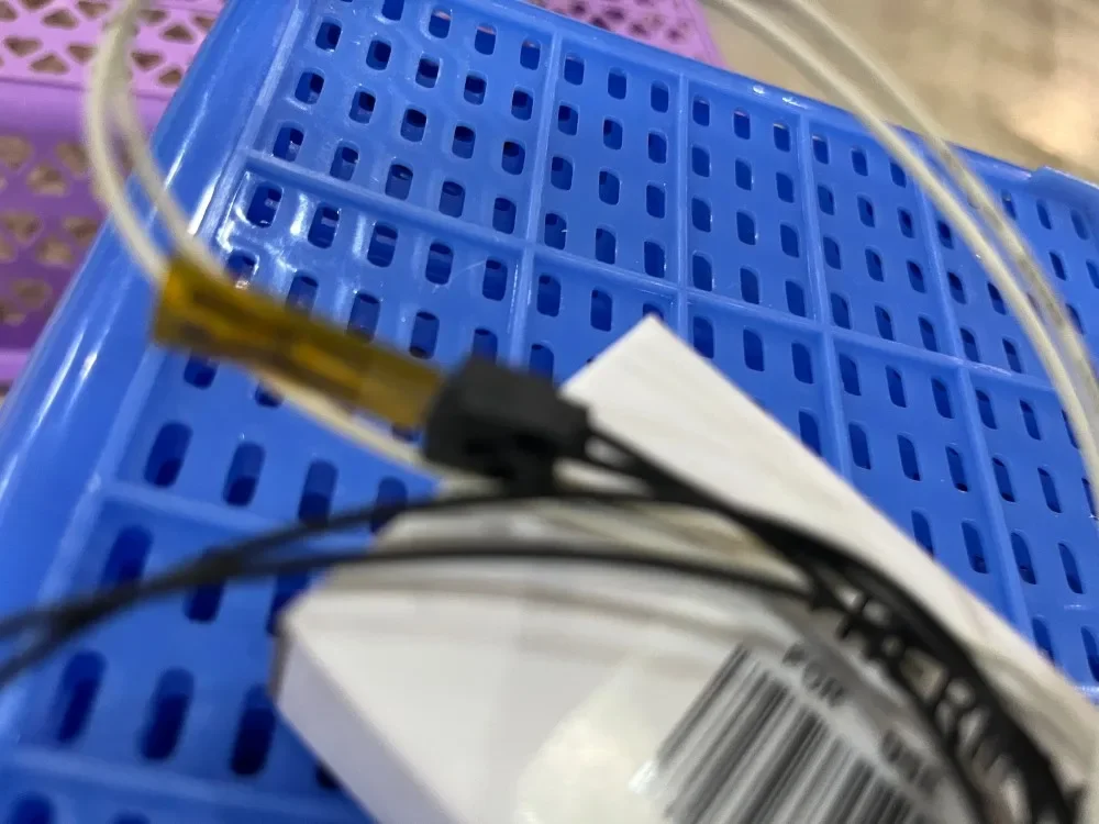 

1pcs. Fuser Thermistor for RICOH MP 2554 3054 3554 5054 6054 SP / MP2554 MP3054 MP3554 MP5054 MP6054