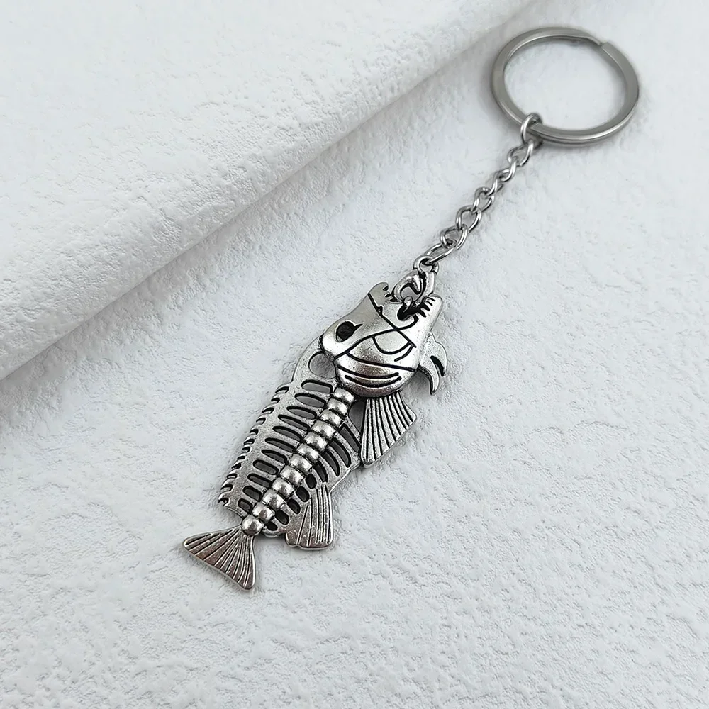 Vintage Alloy Keychain Fish Bone Pendant Animal Key Chains Men Women Car Backpack Decorative Charm Keyring Fashion Jewelry Gifts