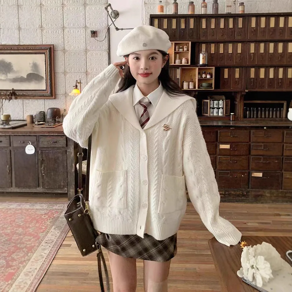 

Новинка 2023 года, свободная униформа, темно-синий свитер с воротником, ленивый стиль, женский вязаный кардиган, верхняя одежда, женская тенденция