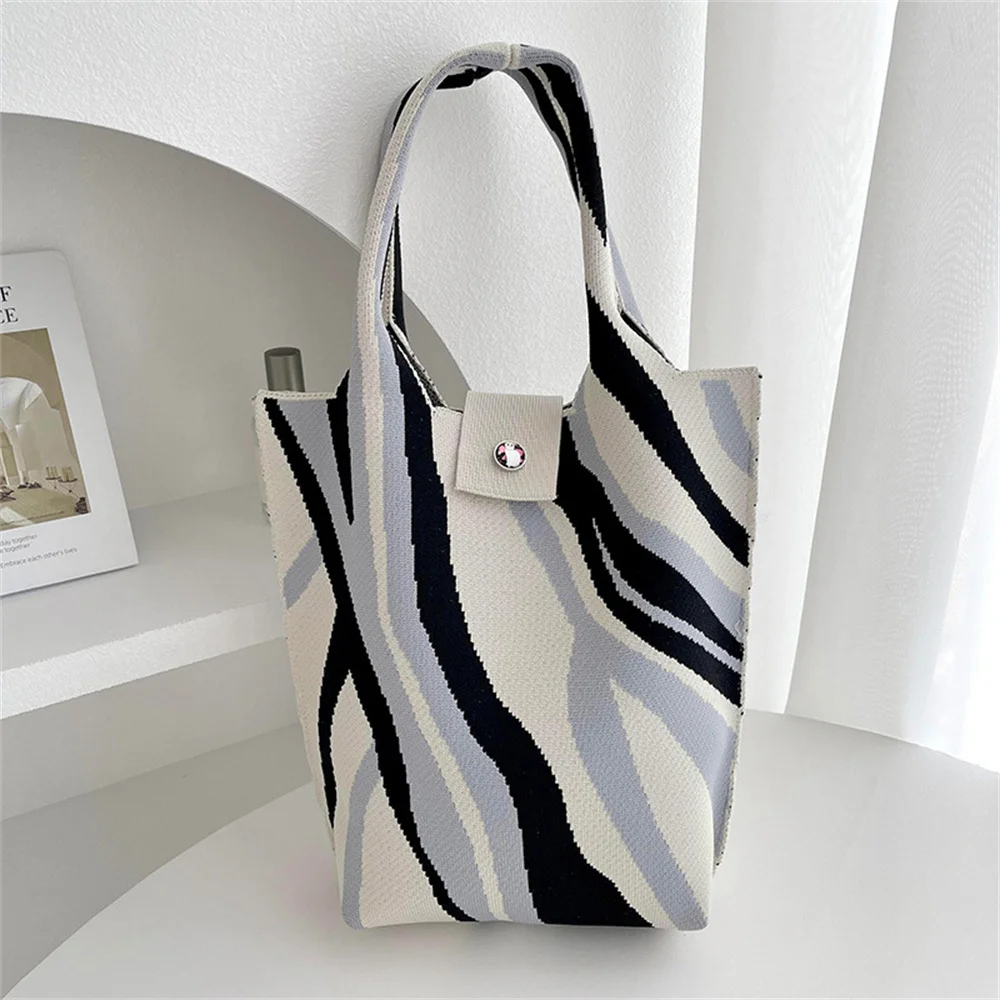 Nuova borsa a mano lavorata a maglia ondulata borsa a tracolla Casual da donna borsa a secchiello per pendolari borse per la spesa riutilizzabili