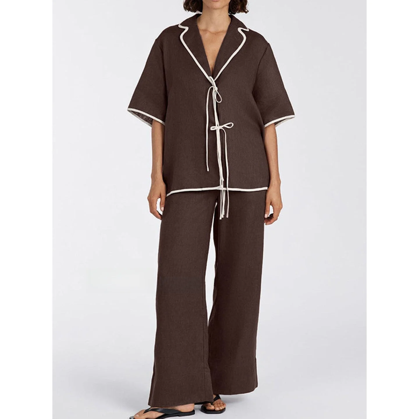 

Свободный комплект из кардигана на шнуровке и брюк с цветными вставками для женщин: модный зимний ансамбль с широкими брюками (без бренда)