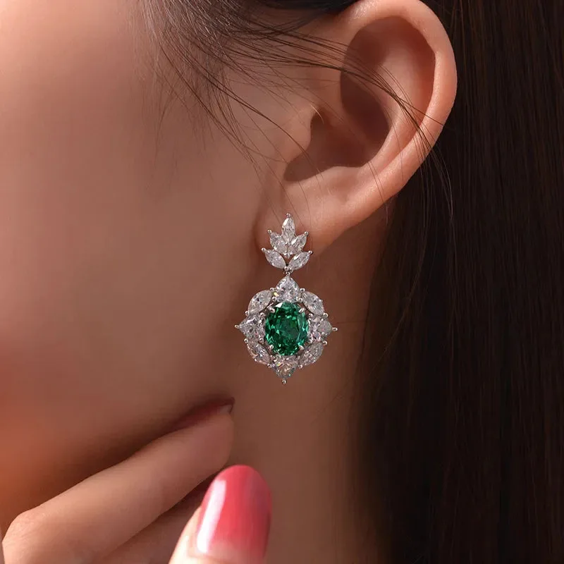 

Vintage floral earrings, luxurious wedding jewelry, elegant women's earrings, inlaid with emerald green synthetic zircon