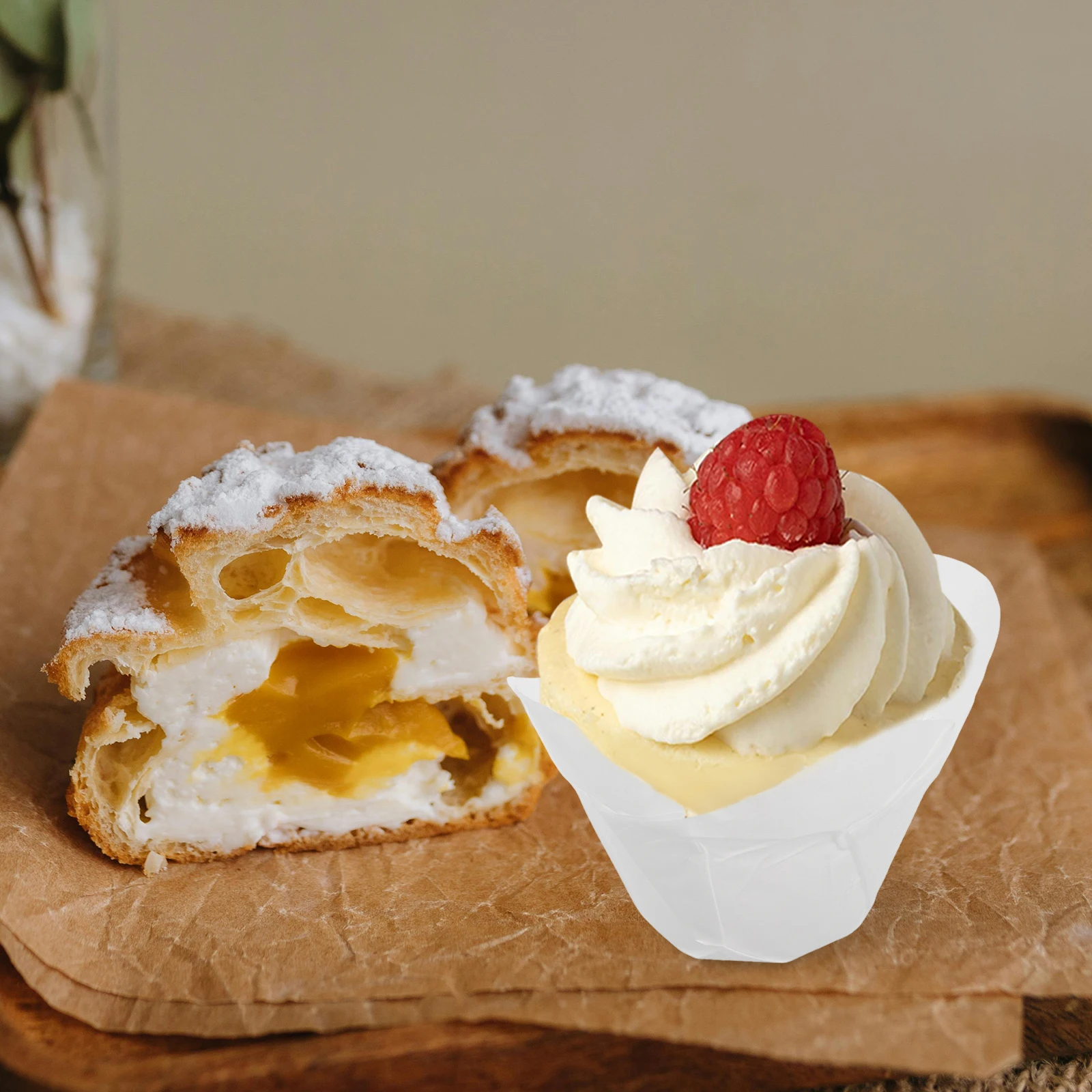 

100pcs Cake Cups Baking Muffin Liners Oil Resistant Paper Tray Lotus Shape Cupcake Wrappers Holiday BasqueCake