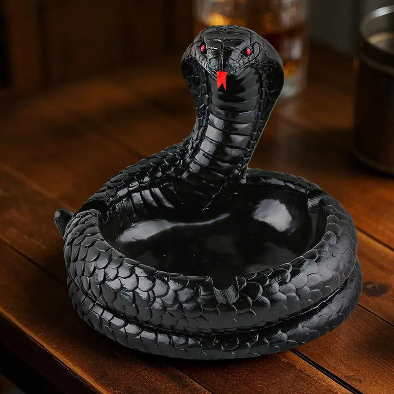 Creative 3D Snake Shaped Ashtray, Resin Cigarette Ash Holder, Vintage Animal Sculpture Desktop Decoration for Home Bar Office