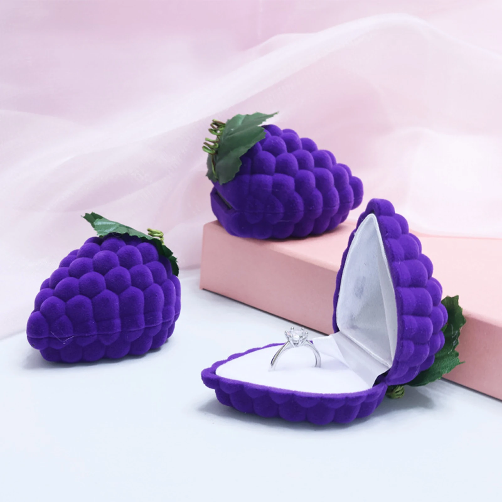 

Ring Case Ring Box Grape Fruit Shaped Flocking Small Jewelry Case Miniature Jewelry Case for Jewelry Gift Decor Storage