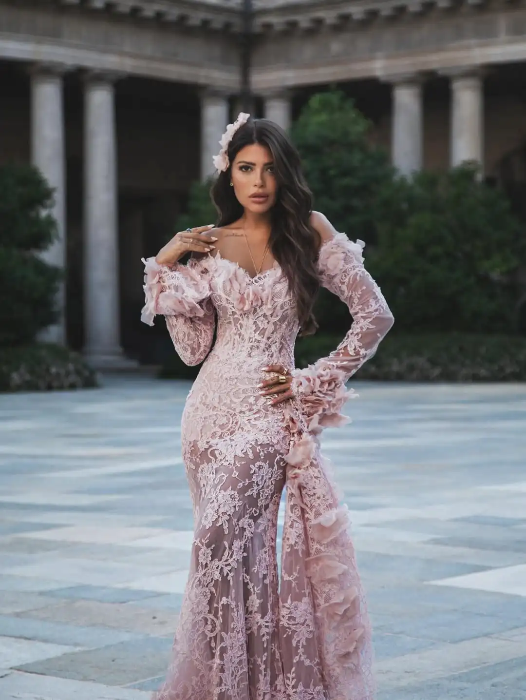 

New Design Sexy Off The Shoulder Illusion 3D Flowers Embroidery Appliques Fishbone Side Ribbon Mermaid Evening Prom Party Dress