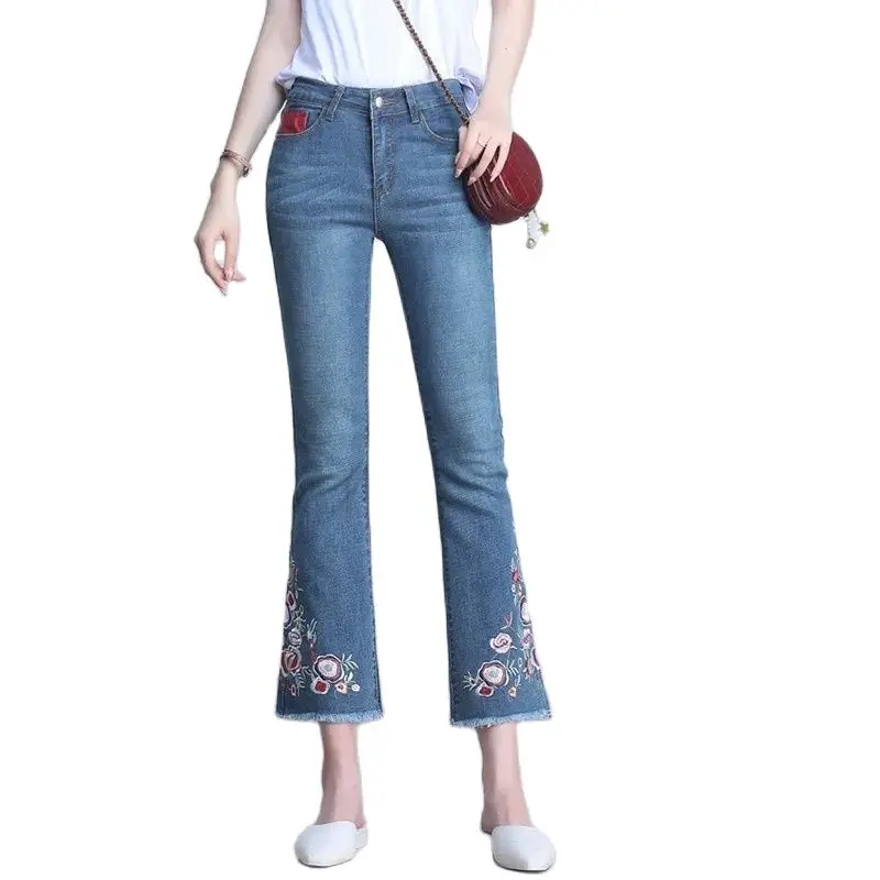 

New 2023 Spring/Summer Female Denim Pant Elasticity Jeans Women's Wild Nine Points Trumpet Embroidered Cowgirl Pants