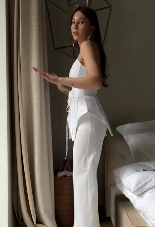 سترة مشد بيضاء مثيرة بدون حمالات سترة نسائية أنيقة بدون أكمام بدون ظهر مكشوفة الأكتاف سترات للخصر 2026 بلوزة جديدة للسيدات في الشارع العالي