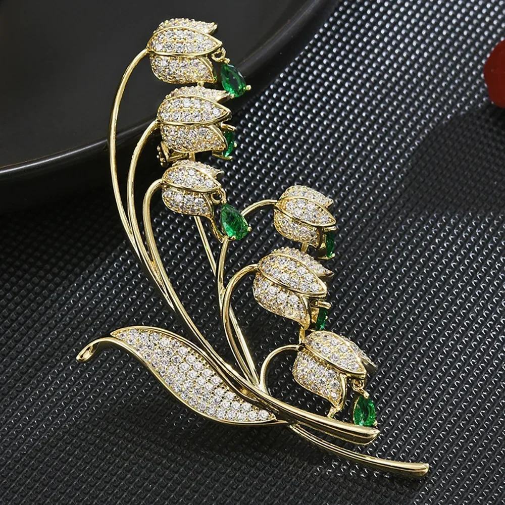 

Bell orchid Brooch for women inlaid Zircon Green Crystal Brooch luxurious suit coat corsage Pin wedding bridesmaid Jewelry gifts