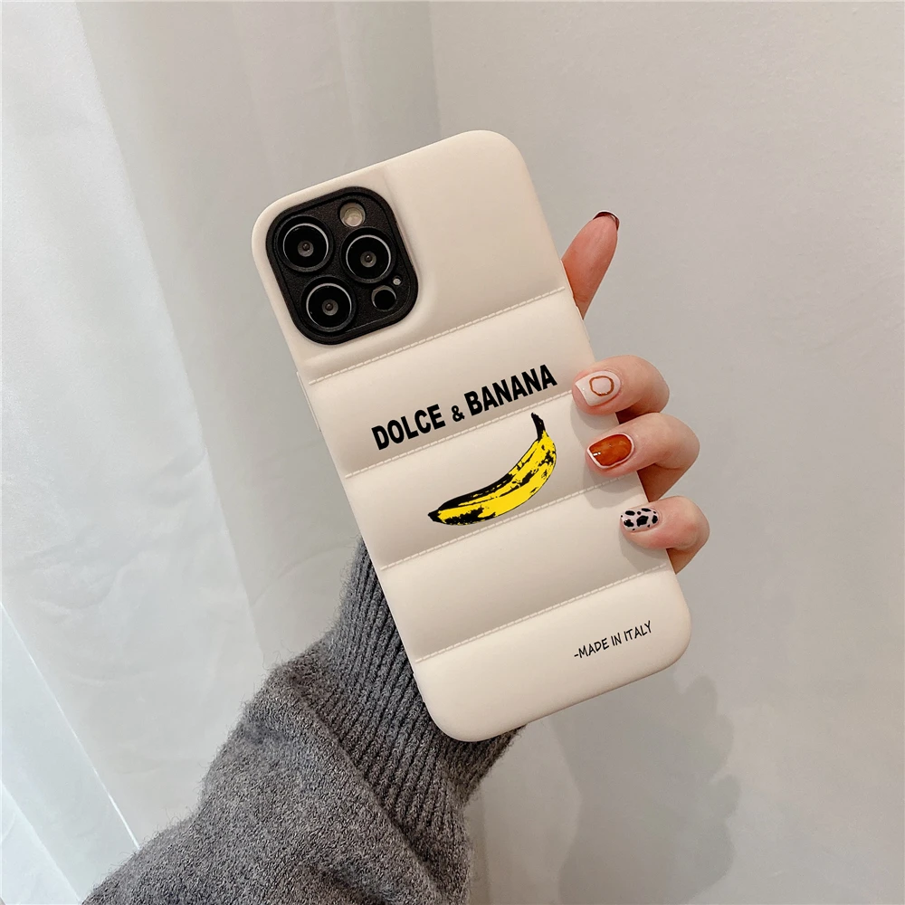 Winter fashion soft Skin Feeling Puffer phone casefor iphone 15 16 Pro 12 13 14 Pro Max 11 Luxury Dolce&banana Down Jacket cover