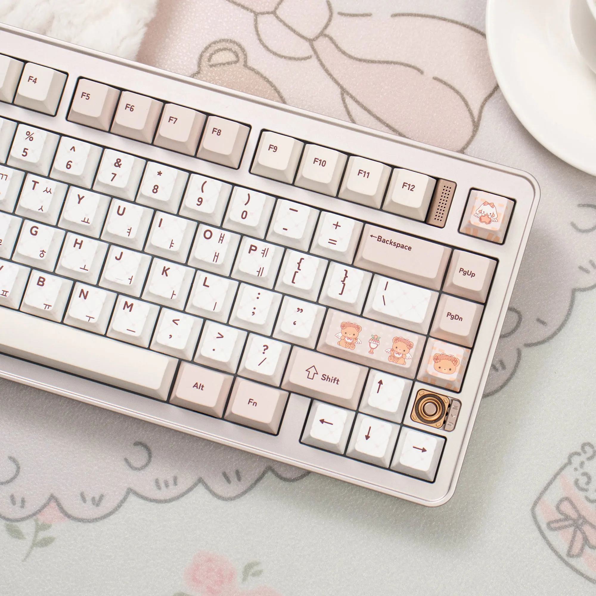 

Bear Tea Party Theme Keycaps Cherry Profile Dye-Sub PBT Keycaps Creamy color Korean English Keycap for MX Mechanical Keyboard