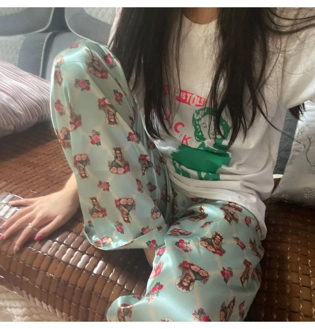 Korean niche retro art wide leg pants autumn and winter new products ins big hot print loose casual pants straight pants women