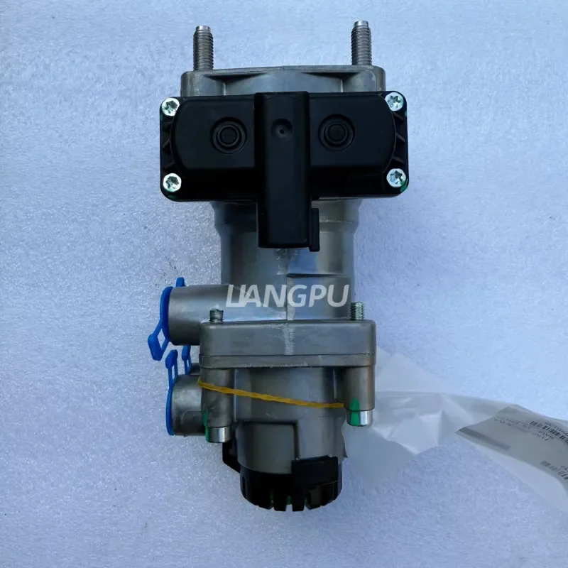 ZK6127 Bus Brake Valve K238590 3514-00329 Truck Brake Relay Valve for Bus Braking Systems