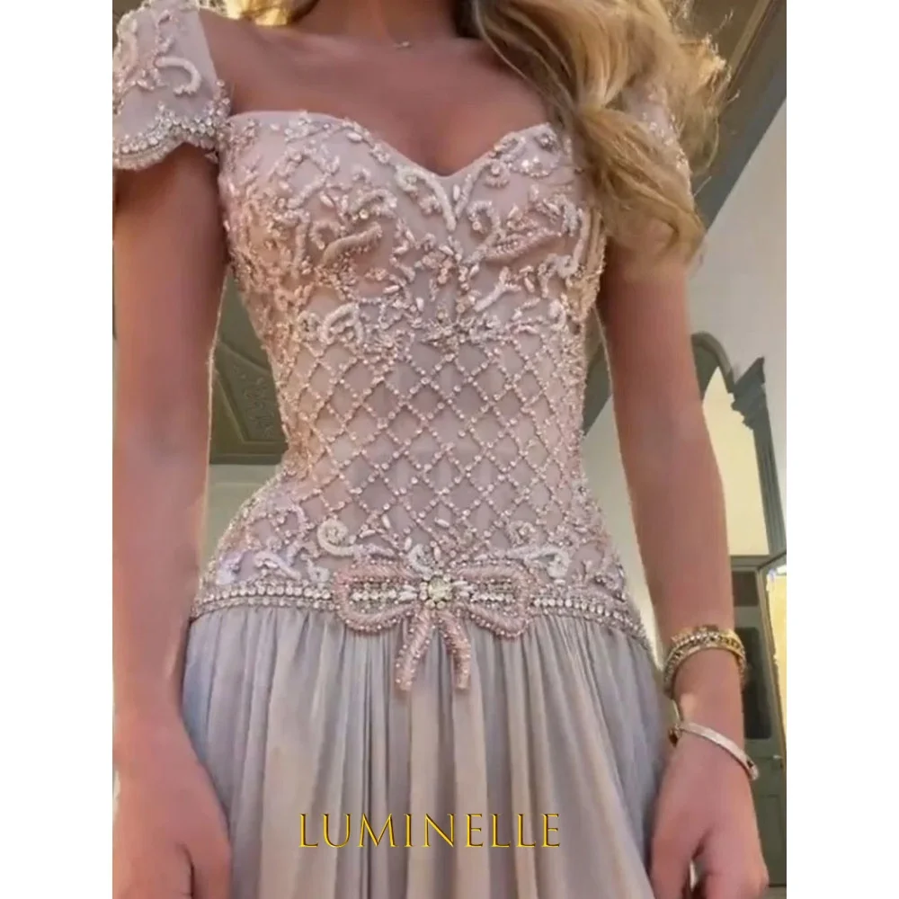 Luxury Nude Pink A-Line Cap Sleeves Beaded Evening Dress with Crystals Bow for Formal Occasion Long Prom Gowns Customized