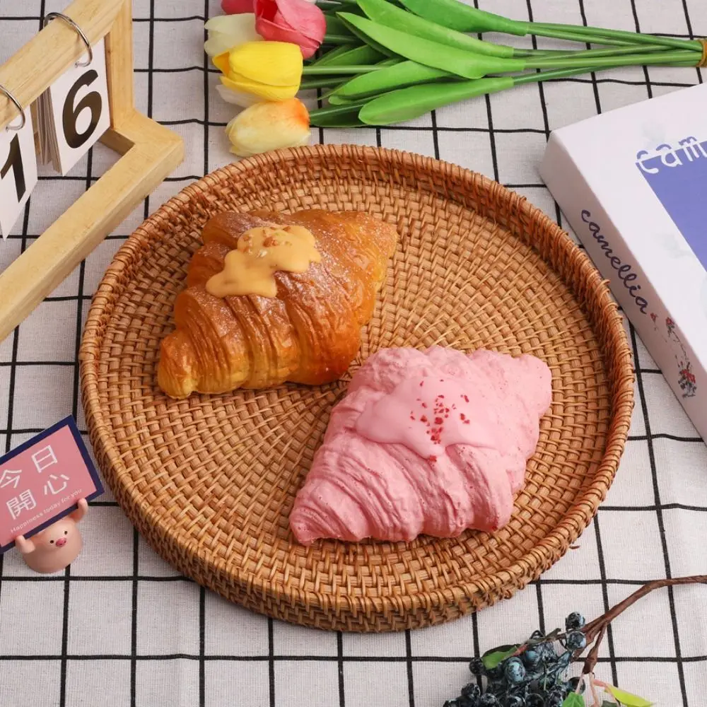 Simulation de nourriture cuite, jouet à pincer, bouffées de Croissant, gâteau au fromage, Dessert, jouet à presser en forme d'œuf frit en PU, jouet à rebond lent pour adultes