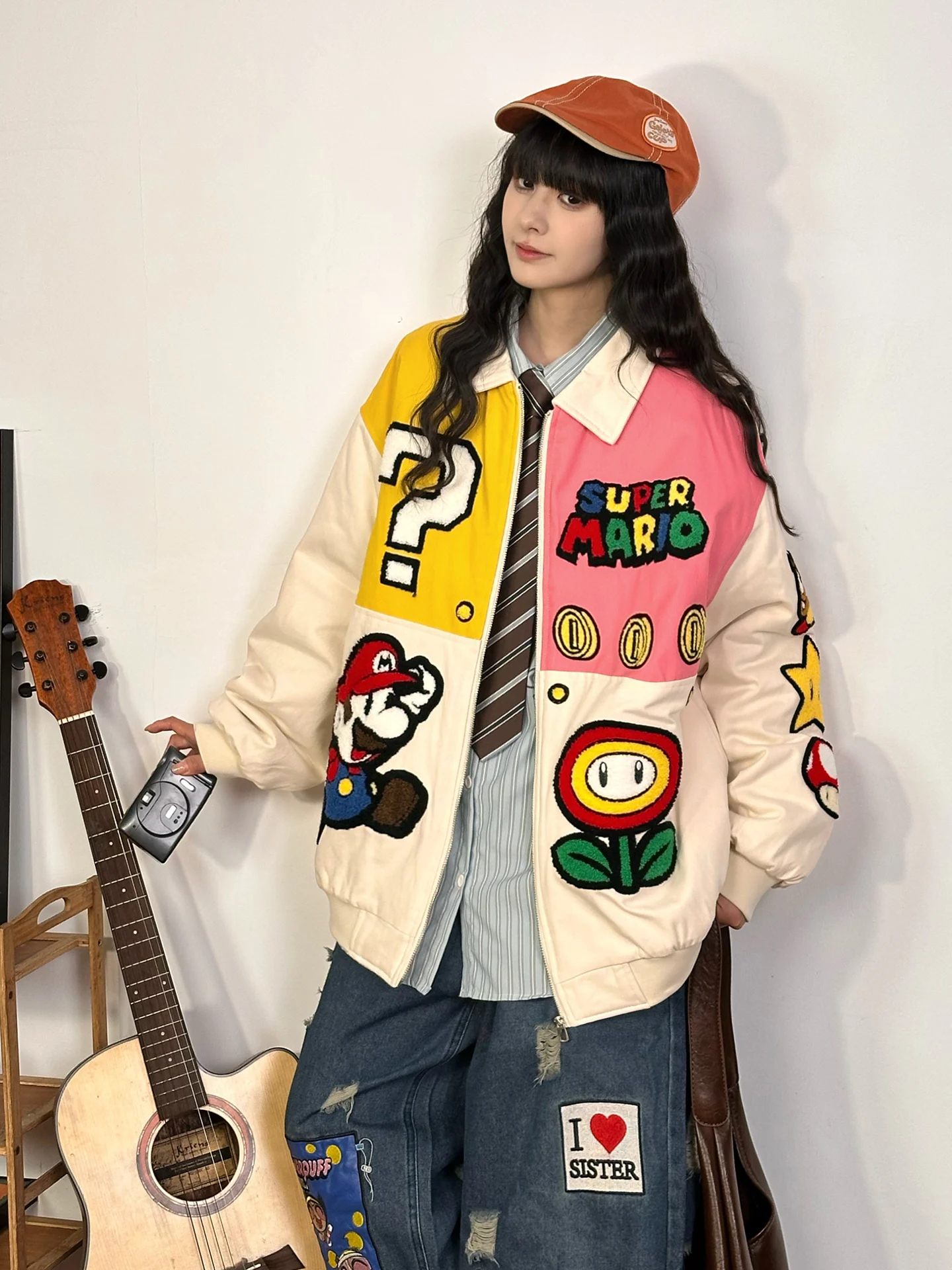 

Утепленная хлопковая куртка свободного кроя для женщин, зимняя верхняя одежда в уличном стиле с мультяшной вышивкой и застежкой-молнией