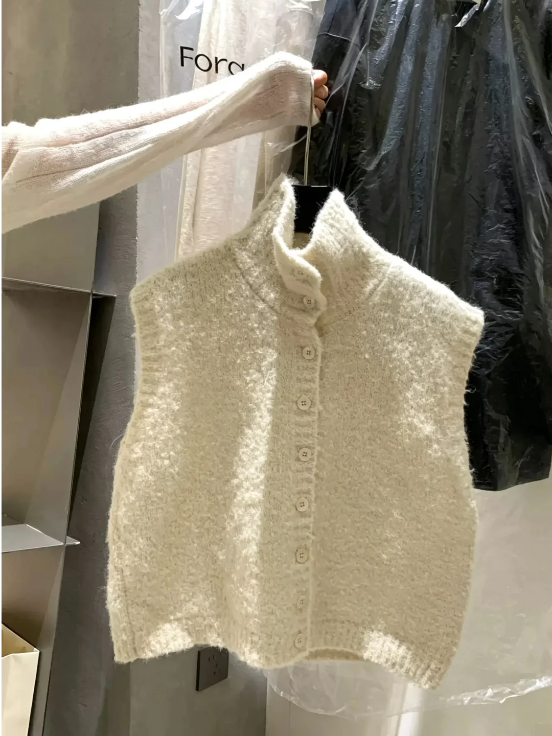 Loose Knitted Circle Fleece Vest Women's Sleeveless High Collar Casual Inner Wear Commute Style Soft Fabric Daily Outfit