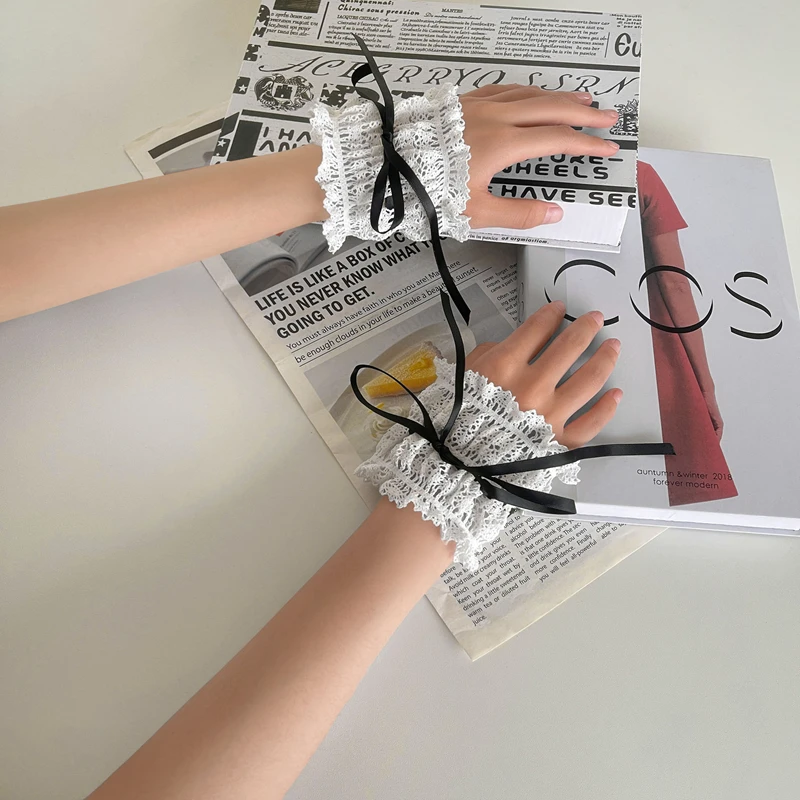 خلفية الأظافر الدانتيل فتاة الزخرفية المعصم الأكمام الأصفاد المرنة سوار انفصال معصمه مانيكير التصوير الدعائم