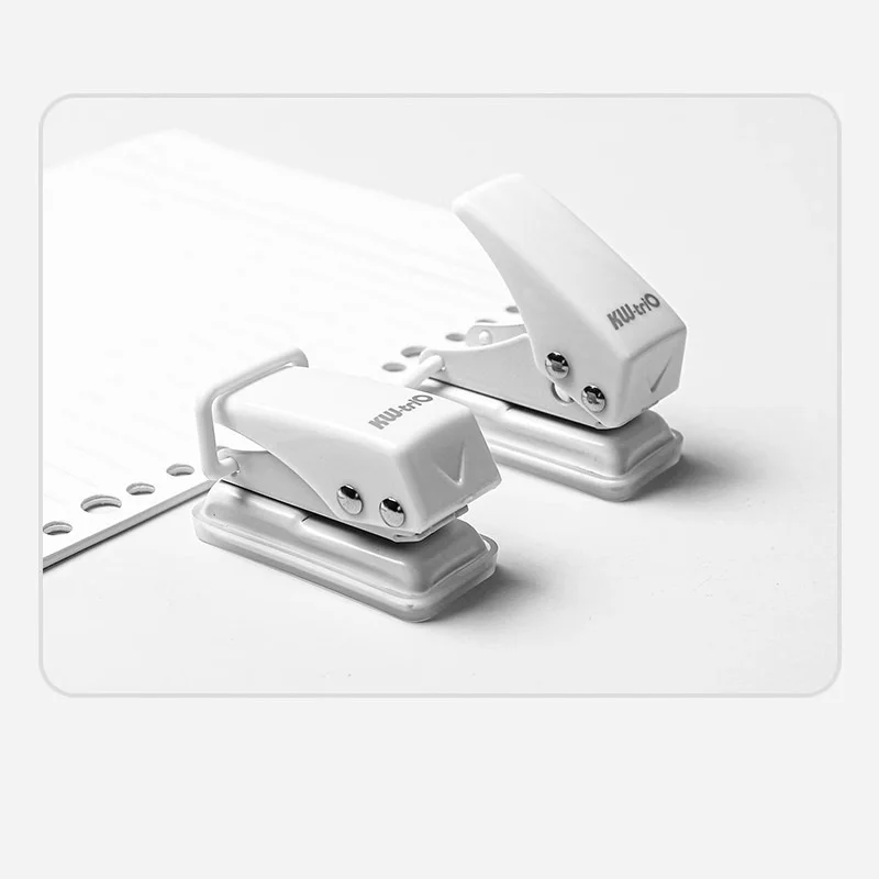 

1pcs Mini Candy Color Hole Punch Manual Single round for Punching Holes in Loose-Leaf Paper Office School F7898
