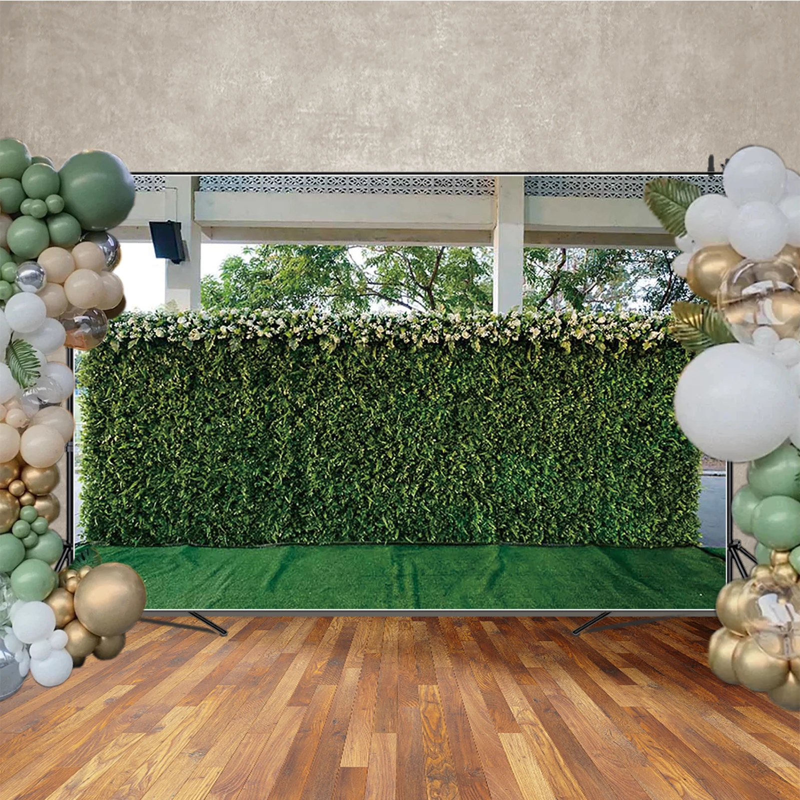 MOON.QG Fondo de fotomatón de boda globos drapeados tela flores hierba pared decoraciones de madera fondos para fotografías