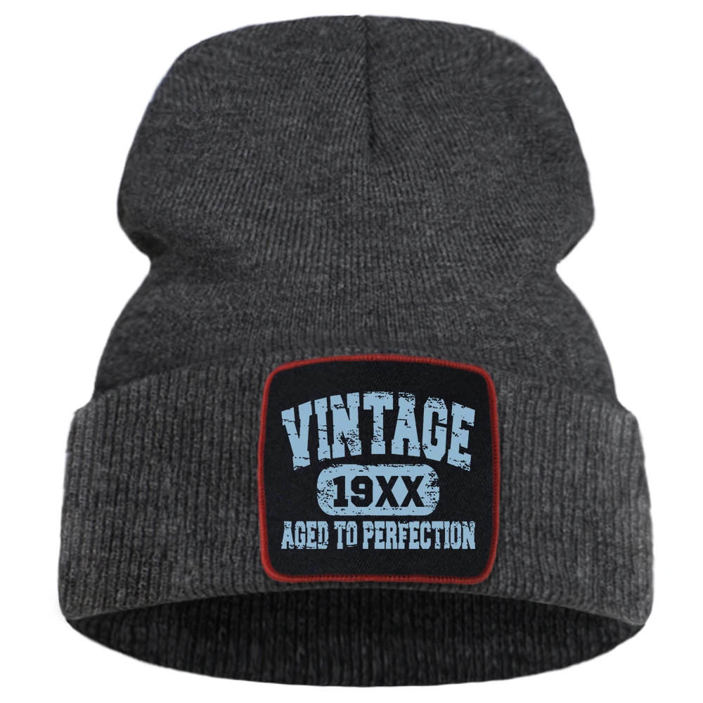 Vintage 19Xx Aged To Perfection Printing Unisex Hat Casual Knitted Caps Harajuku Retro Hair Care Balaclava Simple Mens Bonnets