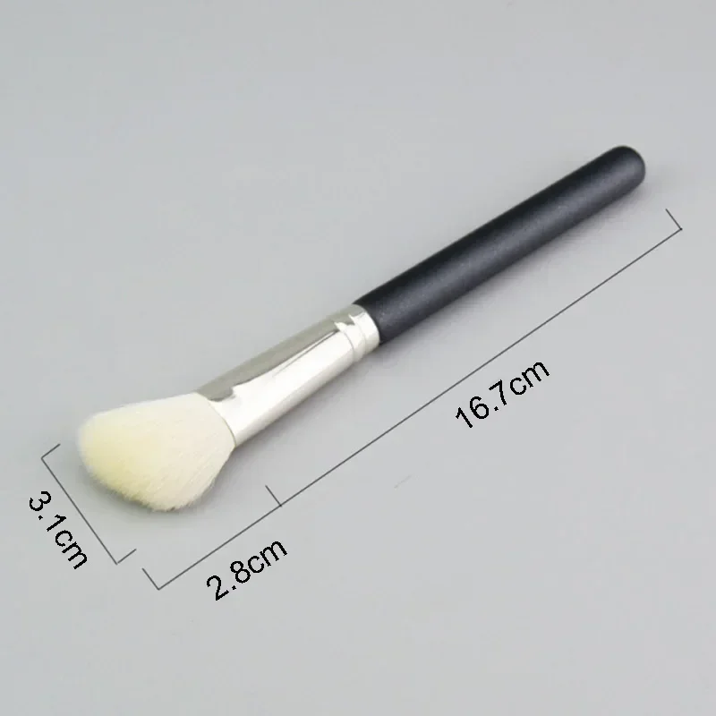 1pcs Nose Shadow Brush Angled Contour Makeup Brushes Goat Hair Face Bronzer Nose Silhouette Eyeshadow Cosmetic Blending Brush