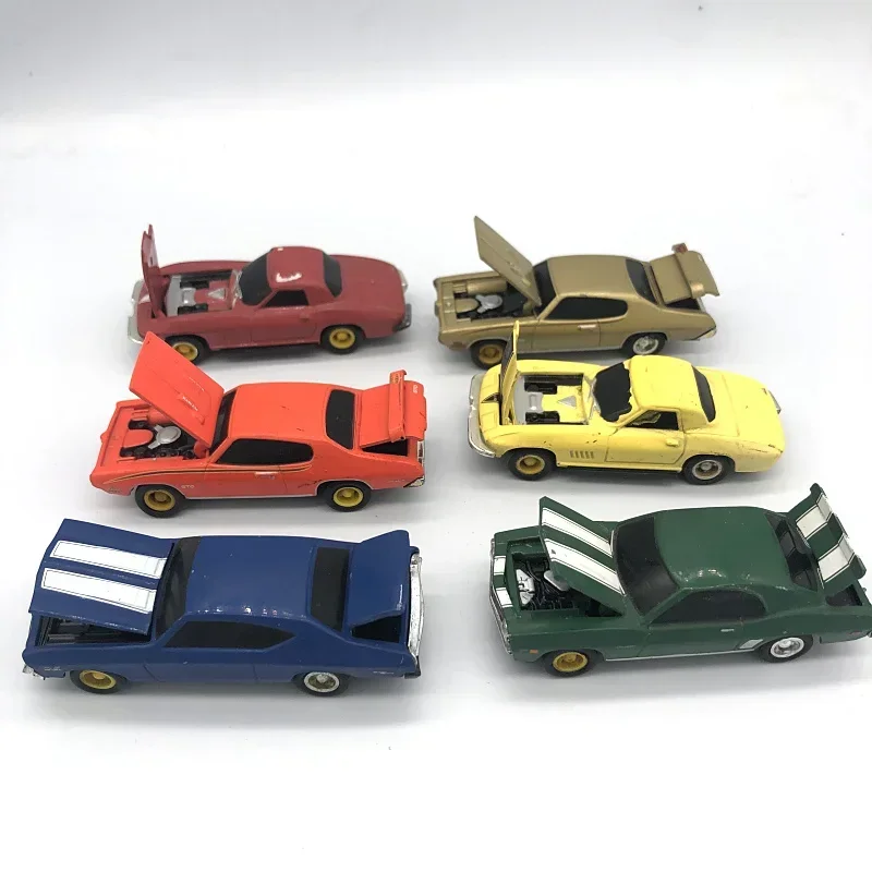 1: 64 Classic American Muscle Car Simulation Alloy Car Model