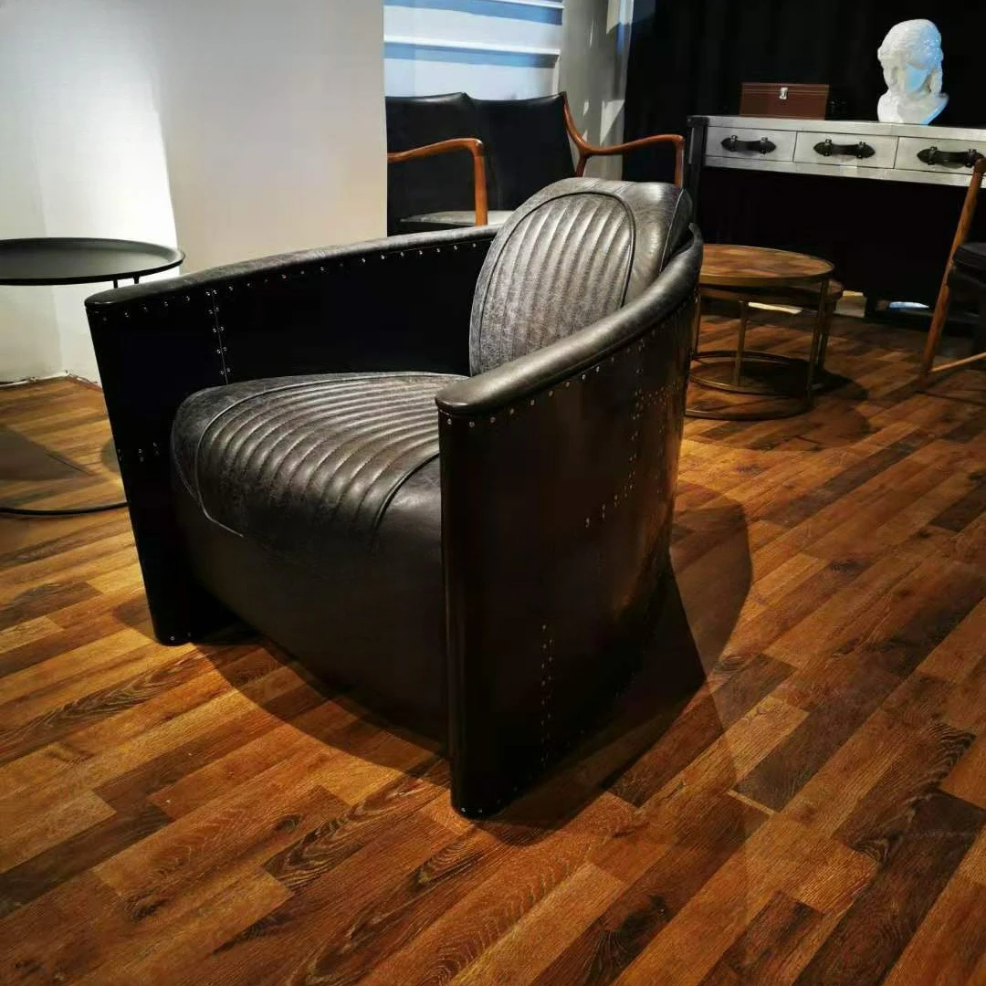 Sillón de cuero negro personalizable