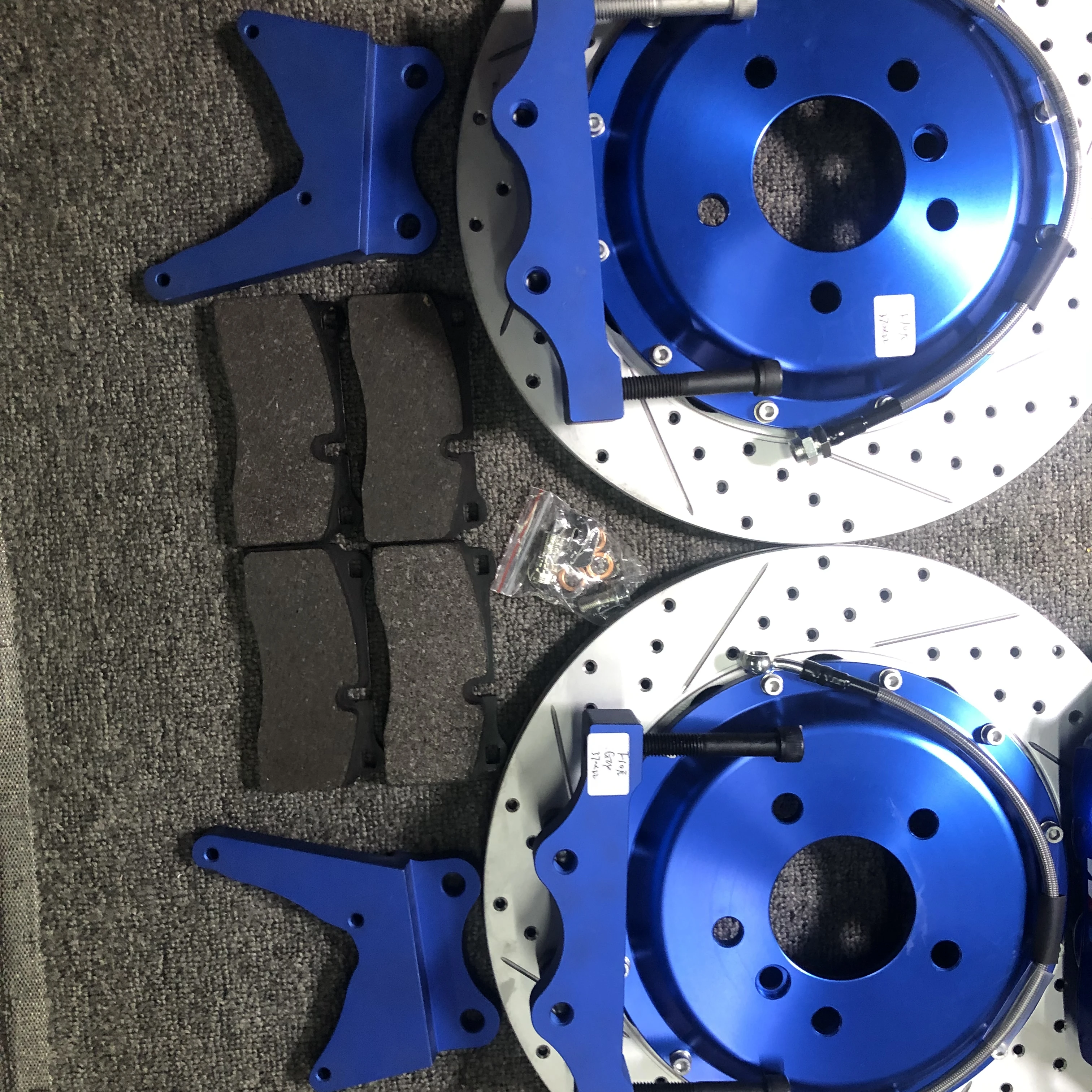 ICOOH Front Wheel GT6 Rear Wheel GT4 Brake Caliper with Brake Discs Suitable for BMW F10 Front And Rear,Or Pair With Other Car