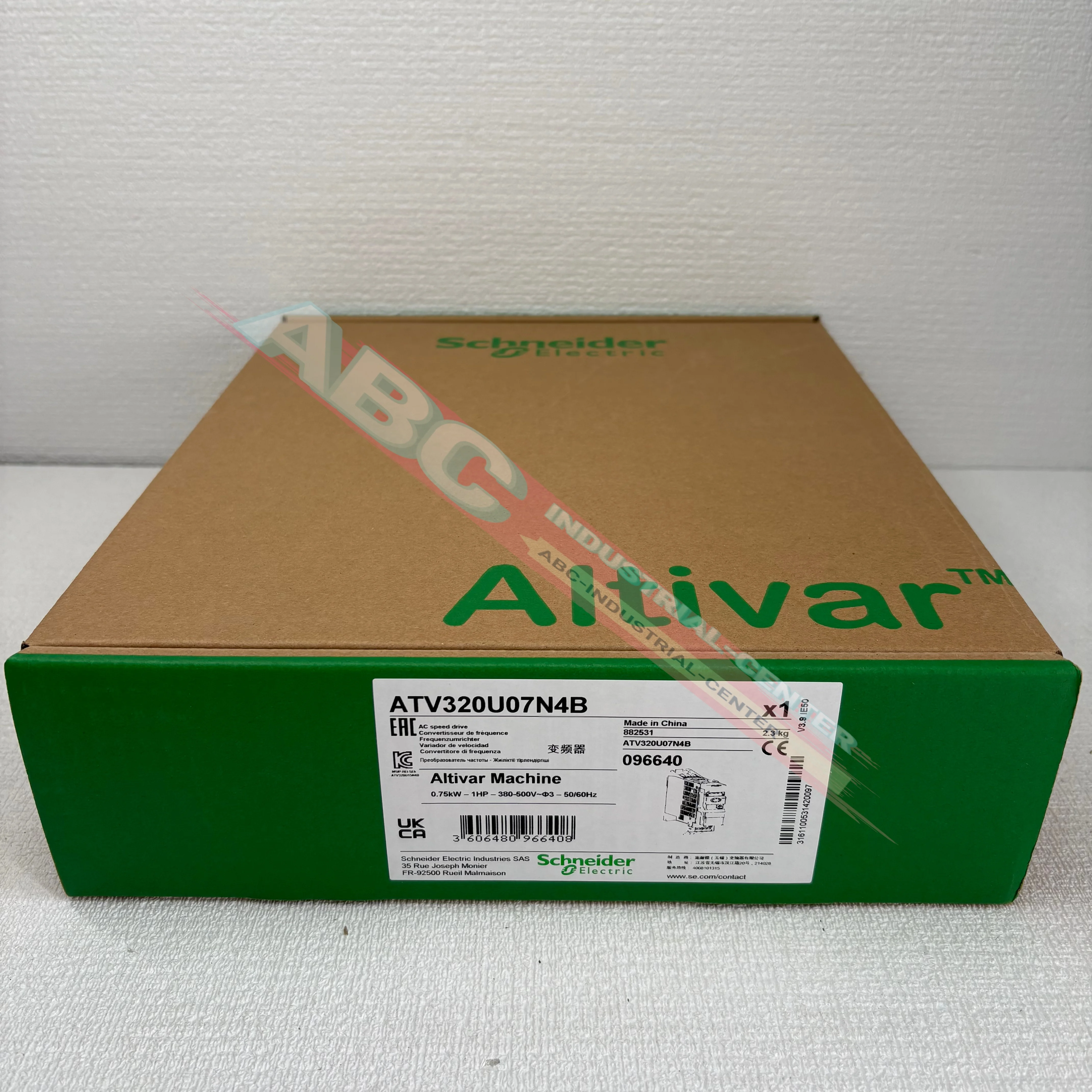 

Новый оригинальный частотный преобразователь ATV320U07N4B