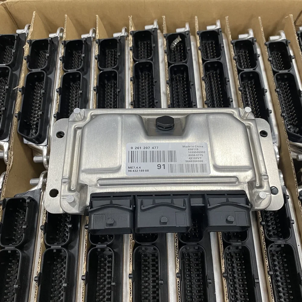 

0261207477 0261S04547 0261S07548 0261S19646 0261206942 0261207318 0261207329 Car Engine Computer Ecu Me7.4.4 For Peugeot
