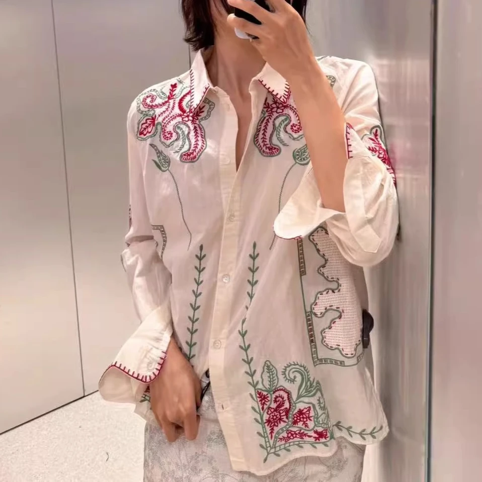 

Ethnic Floral Embroidery Blouses Shirts Women Top Oversize Loose Casual Long Sleeve Autumn Shirt Ladies Tops Boho Beach Blusas