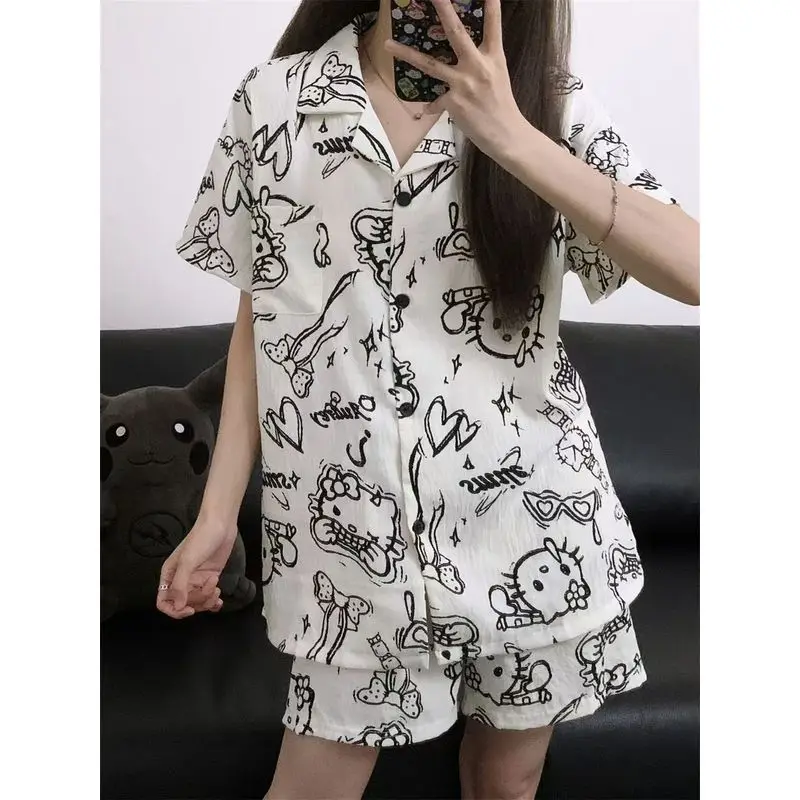

аниме Hello Kitty Новый эскиз Линейный лук КТ с большой головой пижама Шорты с короткими рукавами Домашняя одежда Высокий внешний вид Праздничные подарки