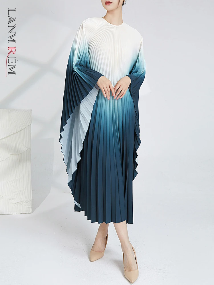 

LANMREM Batwing Pleated Dress For Women Gradient Loose Maxi Dresses Female Luxury Festival Clothing 2024 Spring New 2YA982