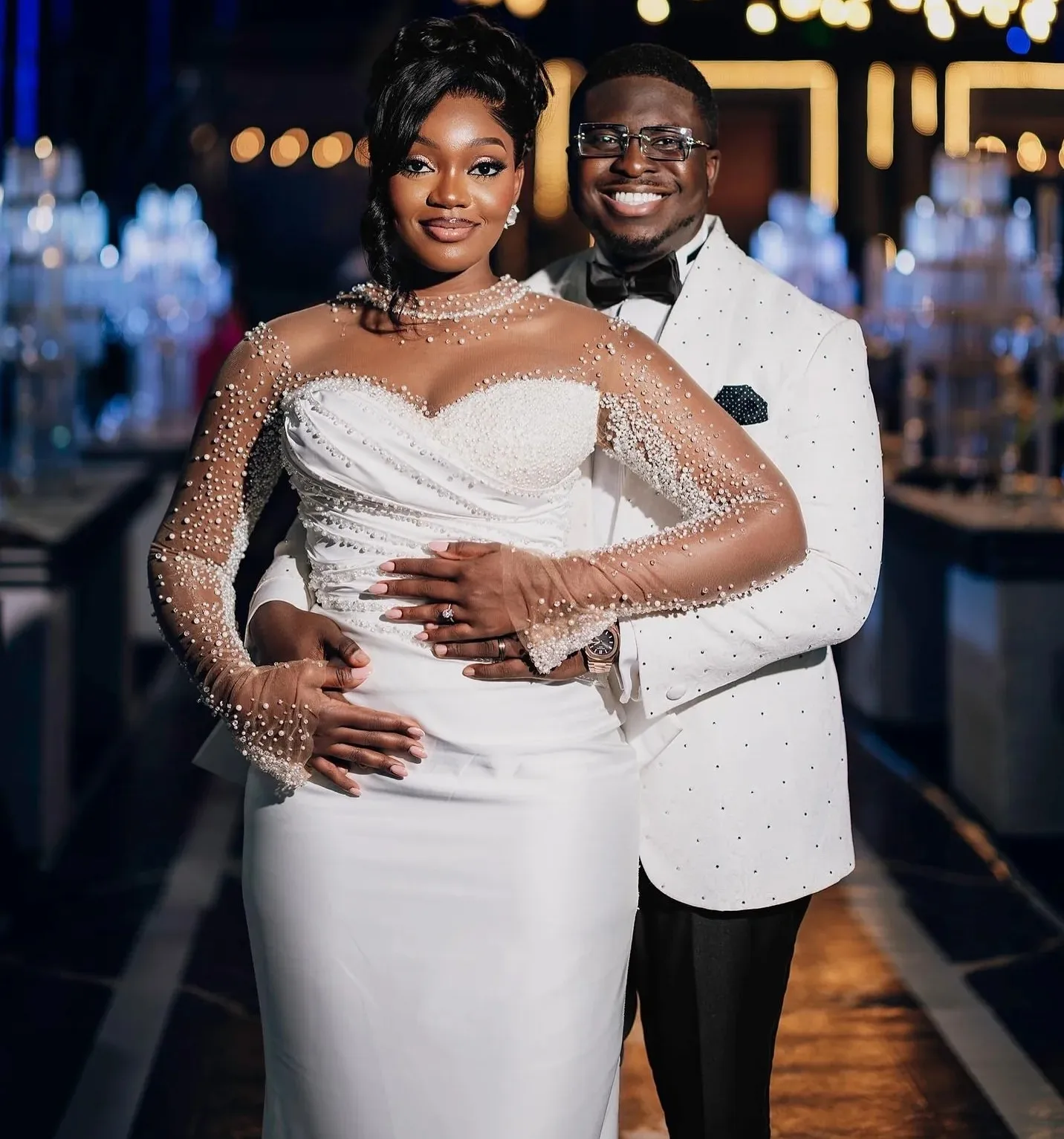 

2025 Modern African Wedding Dress Illusion High Collar Big Bow Sequins Pearls Satin Bridal Bride Formal Gowns Vestidos De Noiva