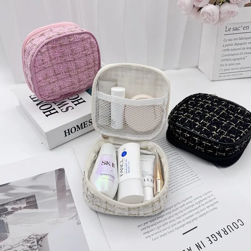 

Ladies' Makeup Bag Handheld Mesh Compact Makeup Storage Bag Portable Travel and Business Travel Quality Makeup Bag