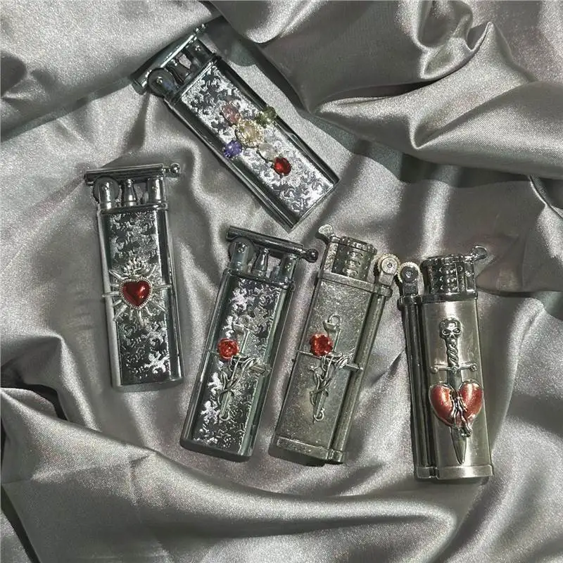 

2025 Pure Handmade Vintage Permanent Grinding Wheel Open Flame Lighter Retro Gift For Girls Fashionable Cigarette Accessories