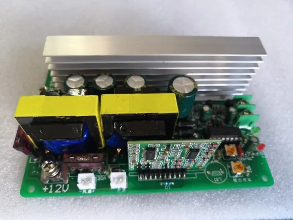 

Correction Wave 600w12v to 220v50hz Inverter Circuit Board DC-AC Booster Board