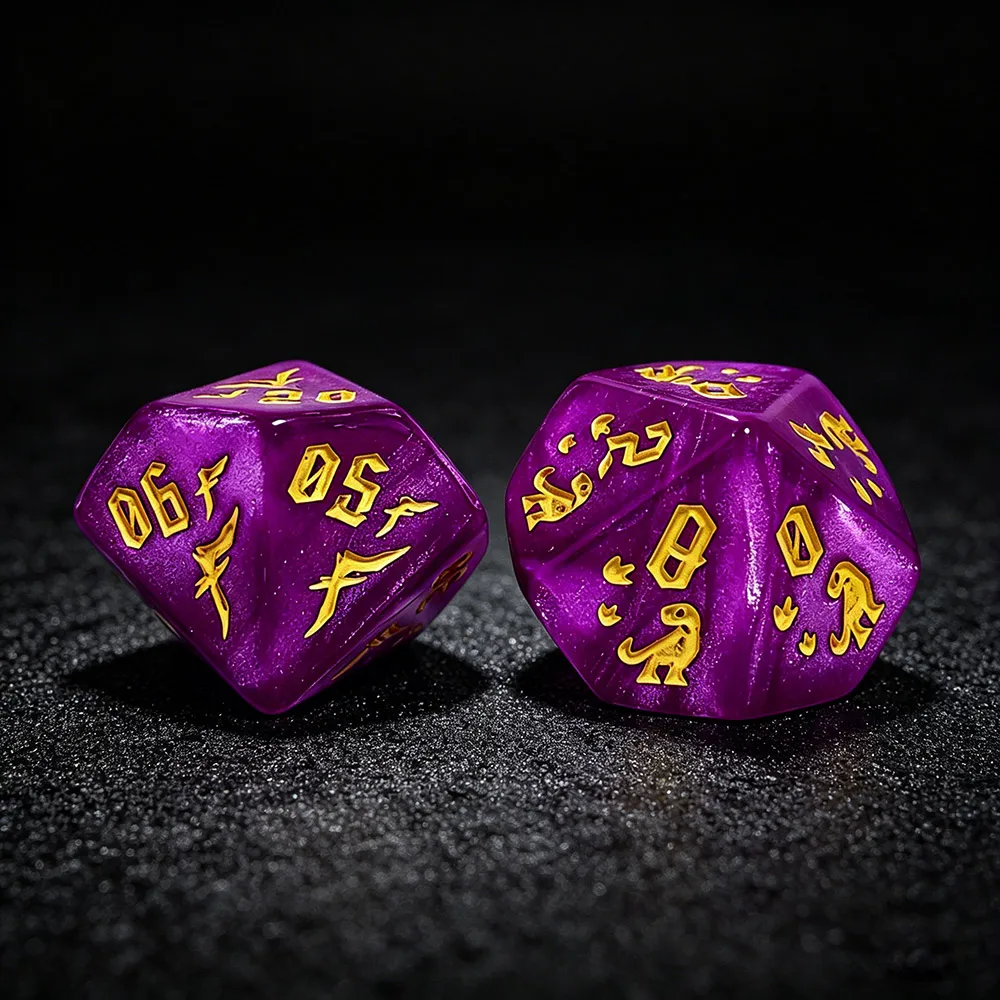 Dinosaurier-Themen DND Würfelset, 7-teiliges Lila Schimmerndes Würfelset mit Goldenem Dino-Skelett & Fußabdruck für DND Tabletop RPG & Brettspiele – Detail 6