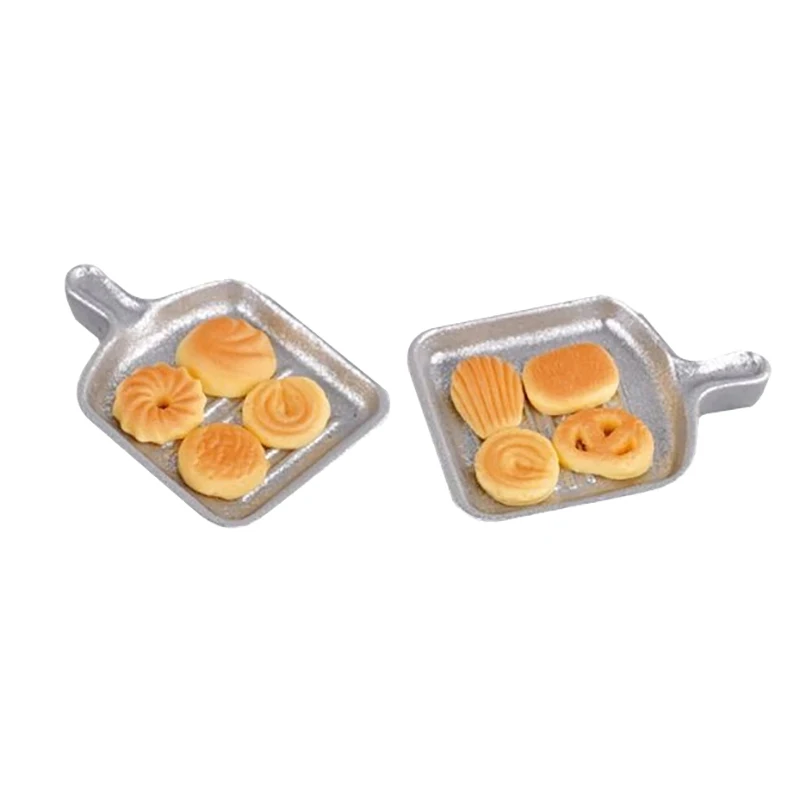 1/12 Dollhouse Simulation Bread With Tray Dollhouse Mini Kitchen Food Decoration Toy Dolls House Accessories Pretend Play Toy
