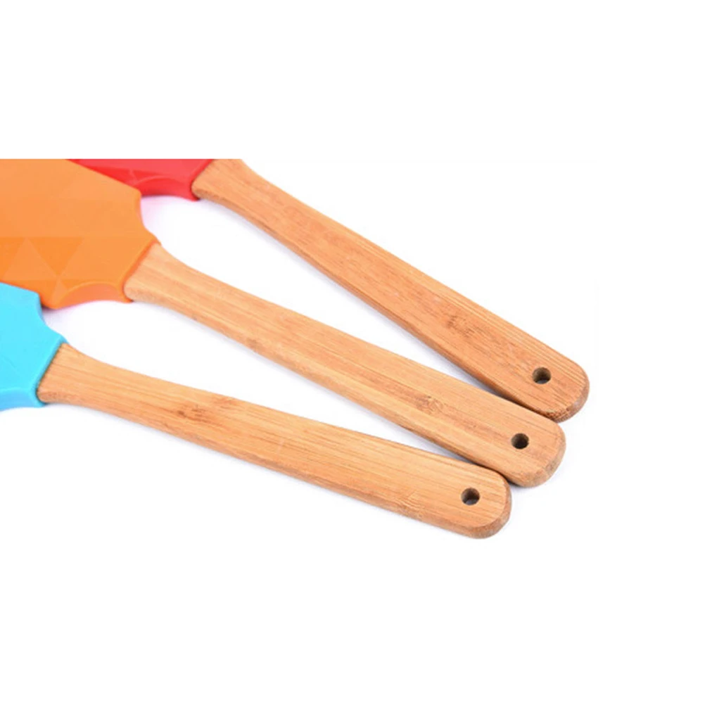 

4Pcs Silicone Cake Spatula Non-Stick Odorless Cream Scraper for Baking Pastry Kitchen Gadget Multifunctional Smooth Spreader