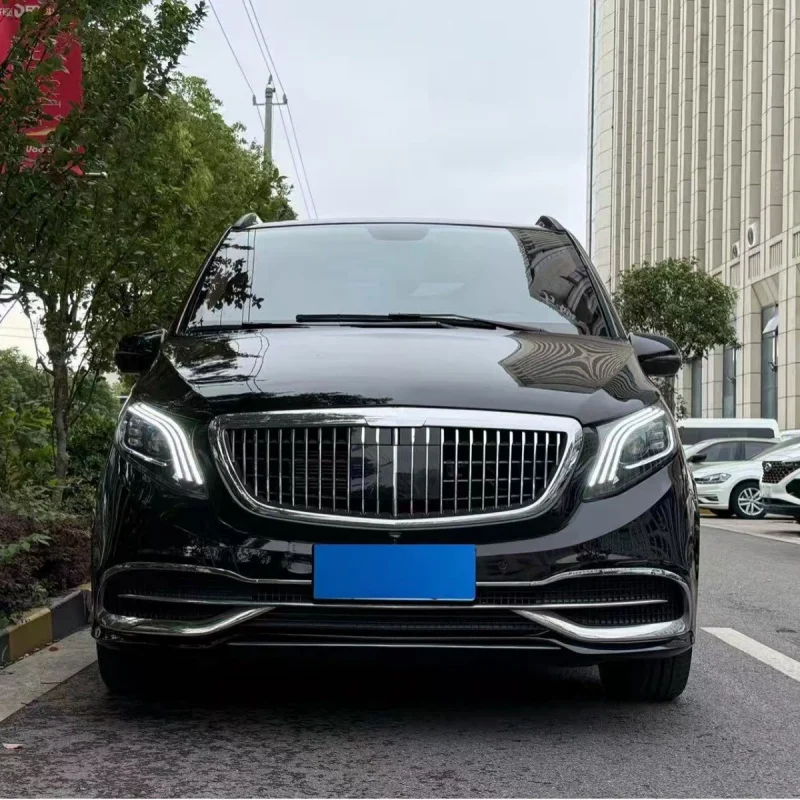 

Подходит для модели Vito 18-24, модифицированного до комплекта тела Maybach