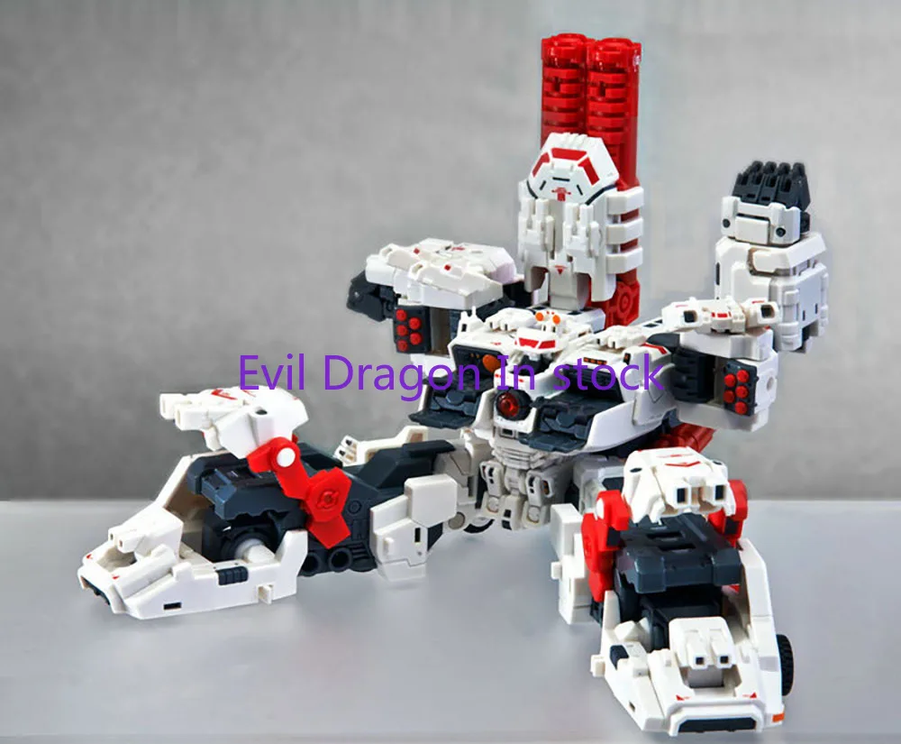 In Stock Transformation Toy Master Made SDT-01 SDT01 TI-TAN Mobile City Metroplex Action Figure Toy Collection Gift