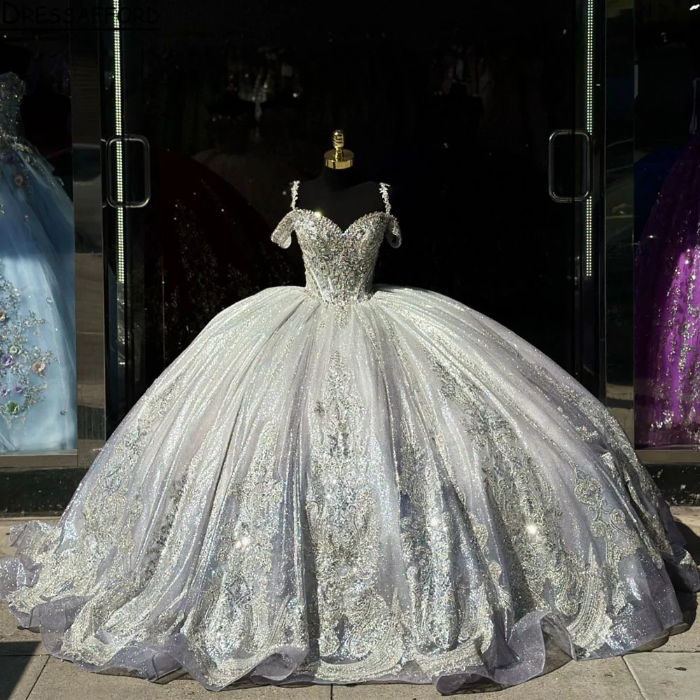 

Роскошное бальное платье 2024, платья для Quinceanera, блестящее милое платье с открытыми плечами 16, платье на шнуровке для 15 лет